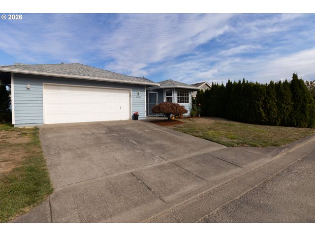 4659 Se RED CHERRY Ct, Salem, OR 97317
