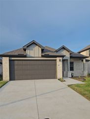 729 Poppy Lane, Lavon, TX 75166