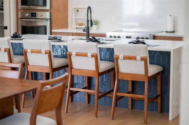 2420 FLOYD STREET, Sarasota, FL 34239