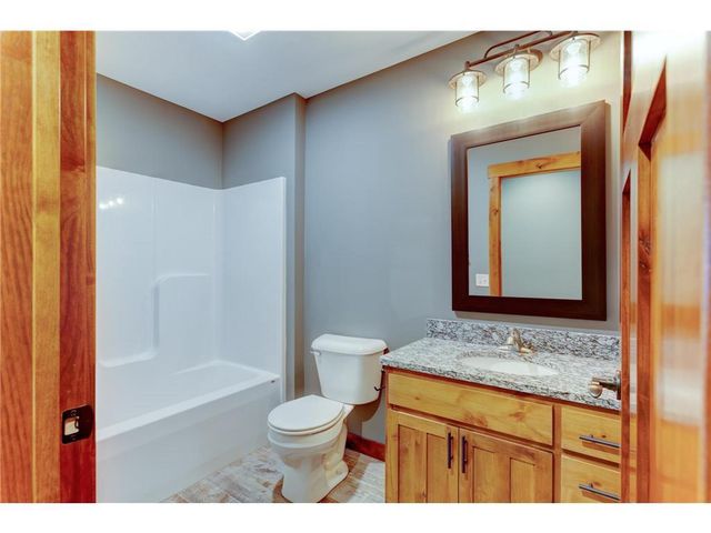 1633 72nd Avenue, Hammond, WI 54015