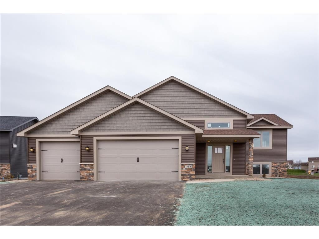 1633 72nd Avenue, Hammond, WI 54015
