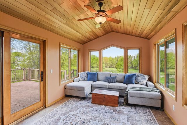 5296 Salem Lane, Greenfield, MN 55357