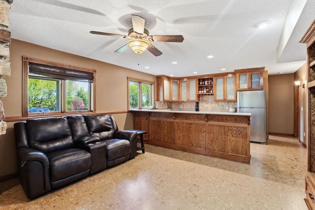 5296 Salem Lane, Greenfield, MN 55357