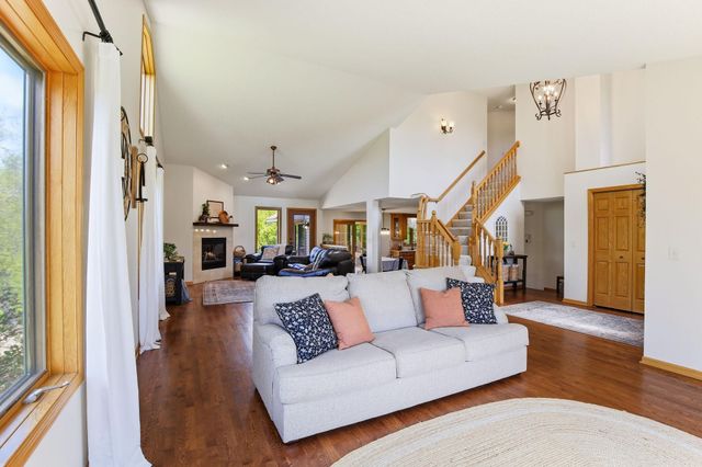 5296 Salem Lane, Greenfield, MN 55357