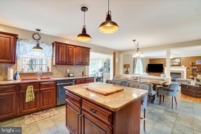 1649 LILAC RD, York, PA 17408