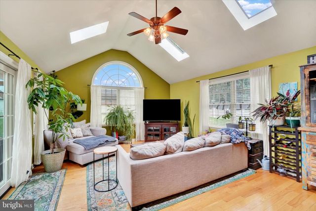 1649 LILAC RD, York, PA 17408