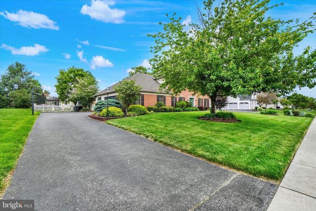 1649 LILAC RD, York, PA 17408