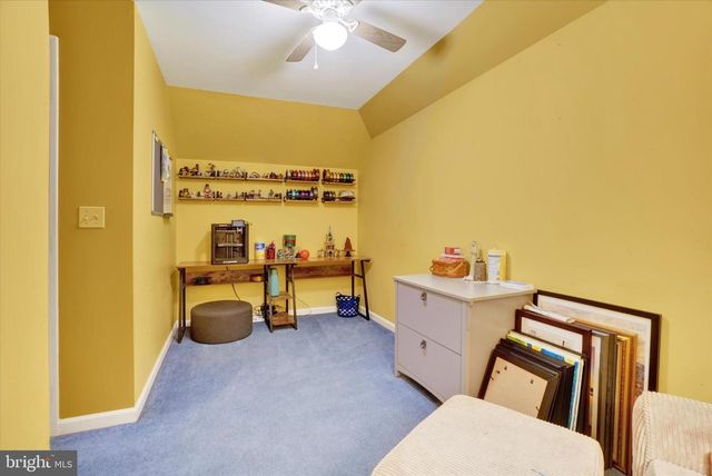 1649 LILAC RD, York, PA 17408