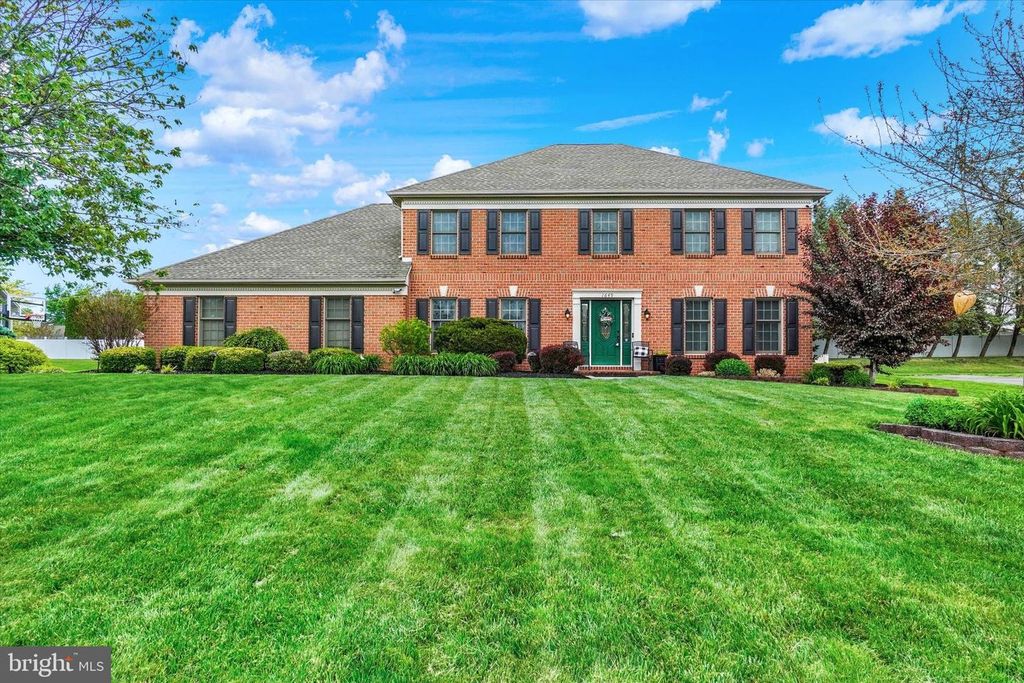 1649 LILAC RD, York, PA 17408