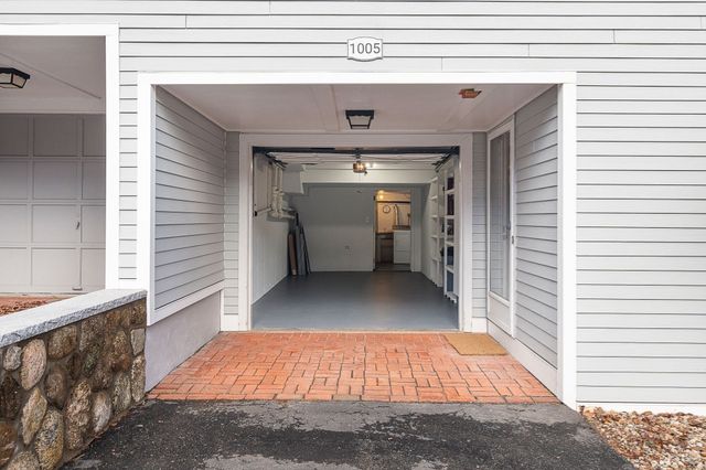1005 Sherwood Forest Lane 1005, Saugus, MA 01906