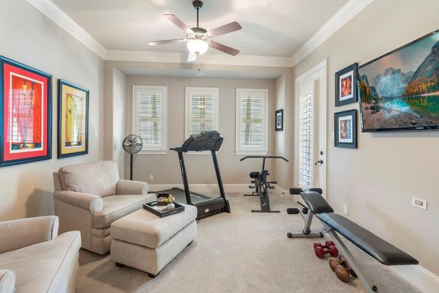 108 Mcgoey Circle, The Woodlands, TX 77384