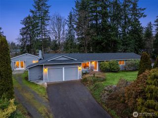 19814 10th Drive SE, Bothell, WA 98012