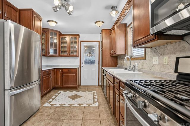 1220 Coolhurst Avenue, Sherwood, AR 72120