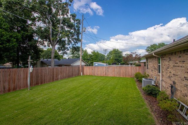 1220 Coolhurst Avenue, Sherwood, AR 72120