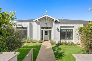 210 Estrella St, Solana Beach, CA 92075