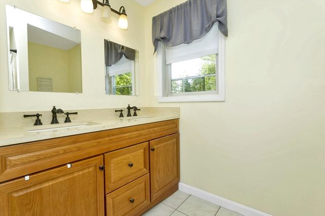 40 Coffey Hill Road, Ware, MA 01082