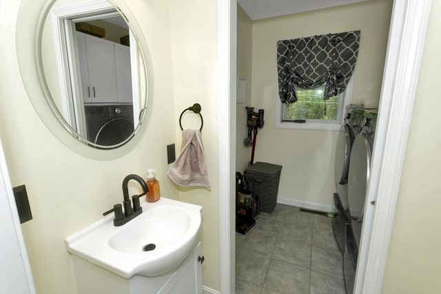 40 Coffey Hill Road, Ware, MA 01082