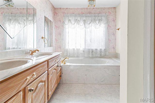 6677 Creekstone Drive, Barnhart, MO 63012