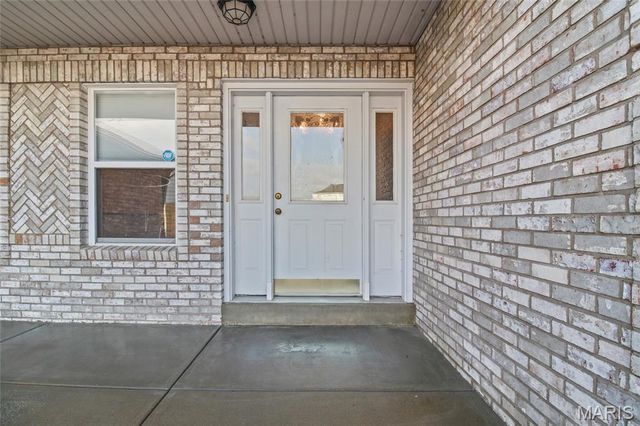 6677 Creekstone Drive, Barnhart, MO 63012