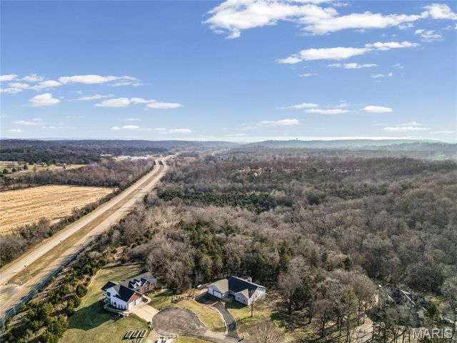 6677 Creekstone Drive, Barnhart, MO 63012