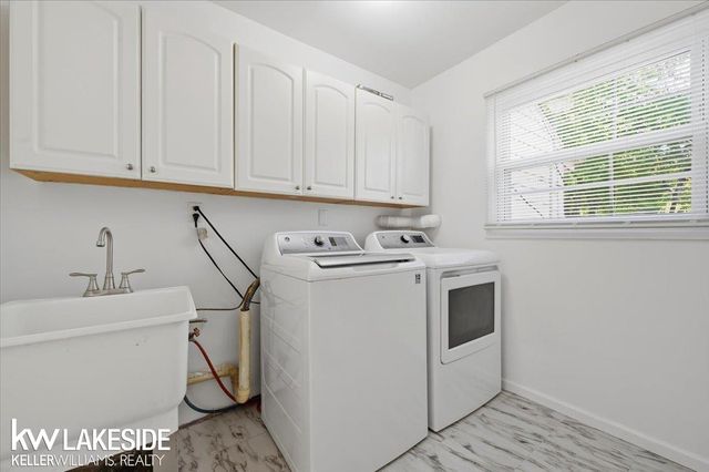 21325 Drexel Street, Clinton Township, MI 48036