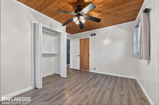 21325 Drexel Street, Clinton Township, MI 48036