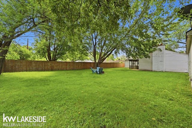 21325 Drexel Street, Clinton Township, MI 48036