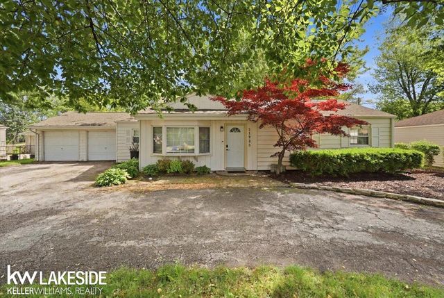 21325 Drexel Street, Clinton Township, MI 48036