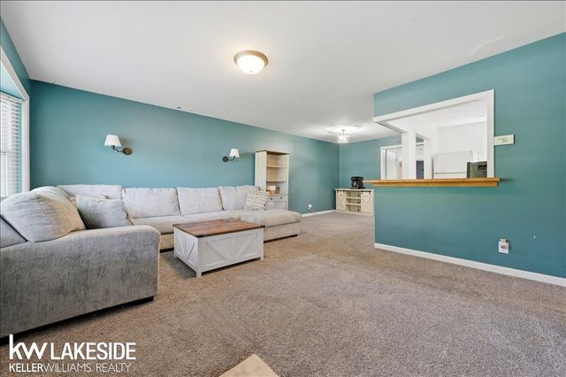21325 Drexel Street, Clinton Township, MI 48036