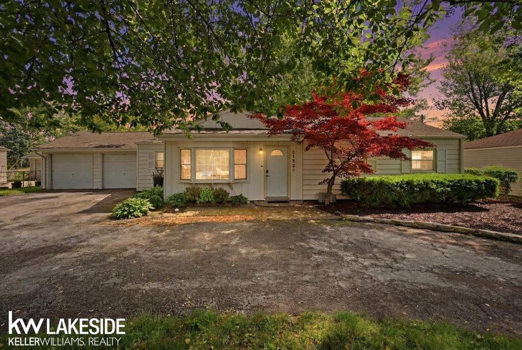 21325 Drexel Street, Clinton Township, MI 48036