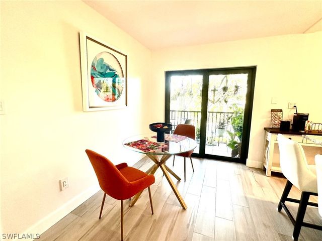 788 Park Shore DR A29, Naples, FL 34103