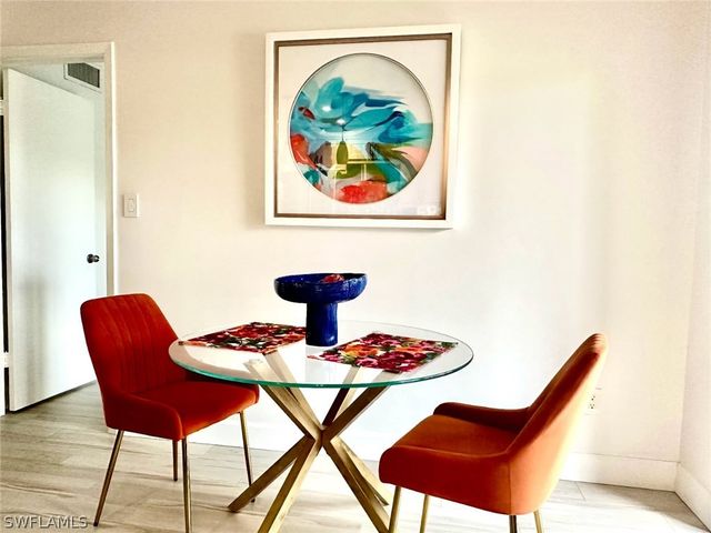 788 Park Shore DR A29, Naples, FL 34103