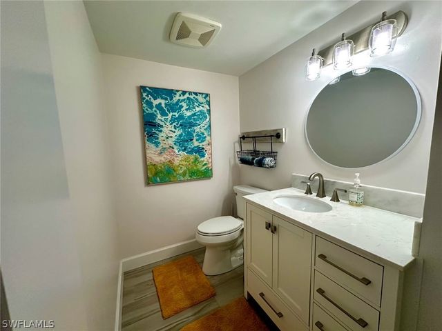 788 Park Shore DR A29, Naples, FL 34103