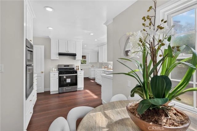 275 Arbolada Dr, Arcadia, CA 91006