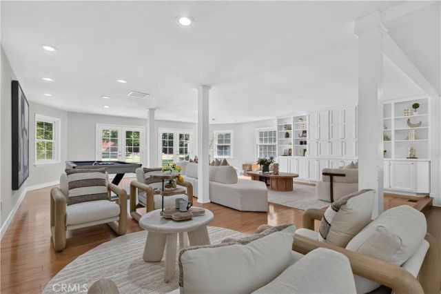 275 Arbolada Dr, Arcadia, CA 91006