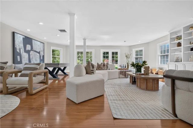 275 Arbolada Dr, Arcadia, CA 91006