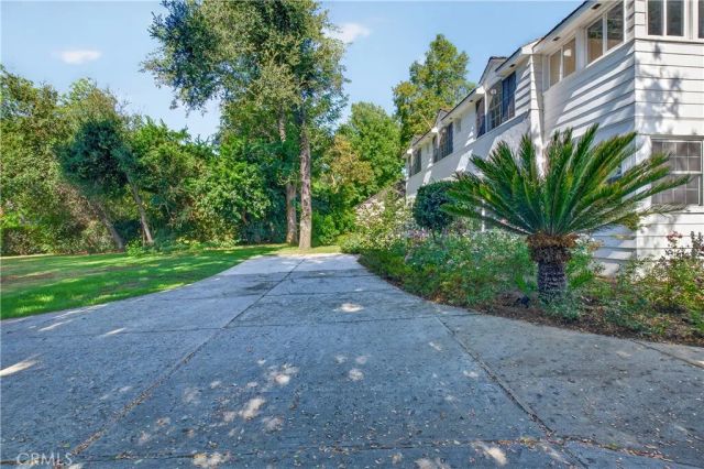 275 Arbolada Dr, Arcadia, CA 91006