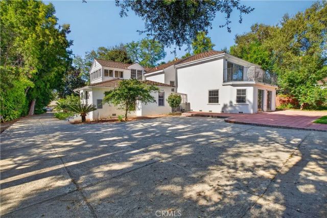 275 Arbolada Dr, Arcadia, CA 91006
