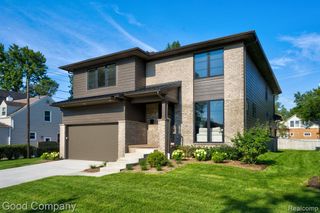 812 Irving Avenue, Royal Oak, MI 48067