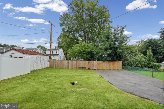 2809 HEMLOCK AVE, Baltimore, MD 21214