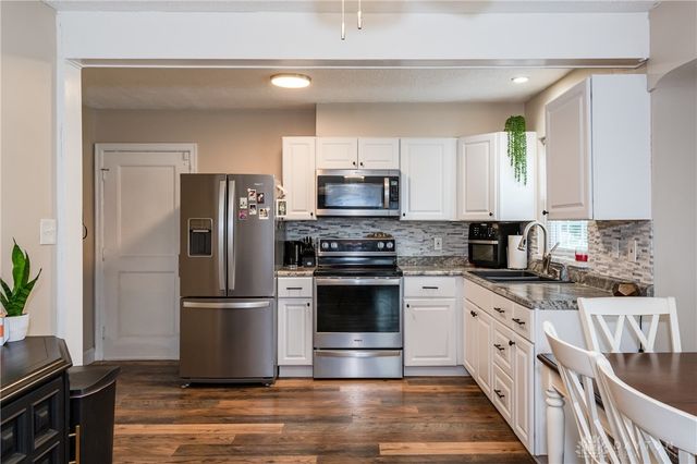 4005 W Corinth Boulevard, Dayton, OH 45410