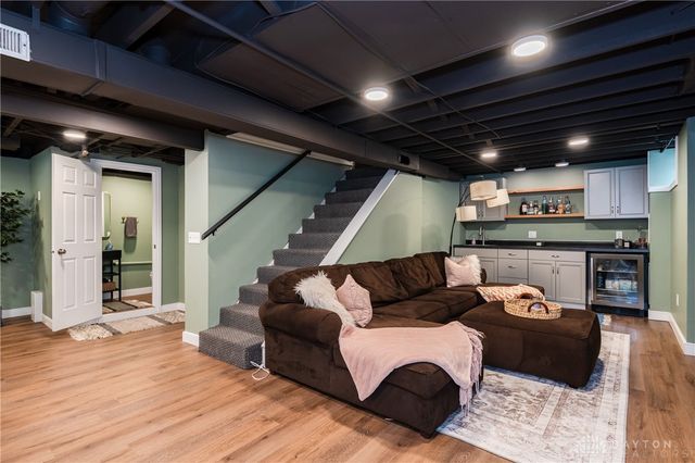 4005 W Corinth Boulevard, Dayton, OH 45410