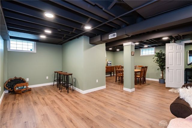 4005 W Corinth Boulevard, Dayton, OH 45410