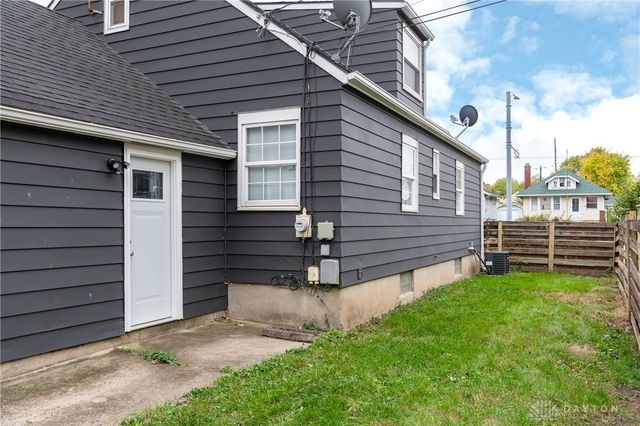 4005 W Corinth Boulevard, Dayton, OH 45410