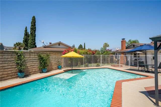 1742 S Candish Avenue, Glendora, CA 91740