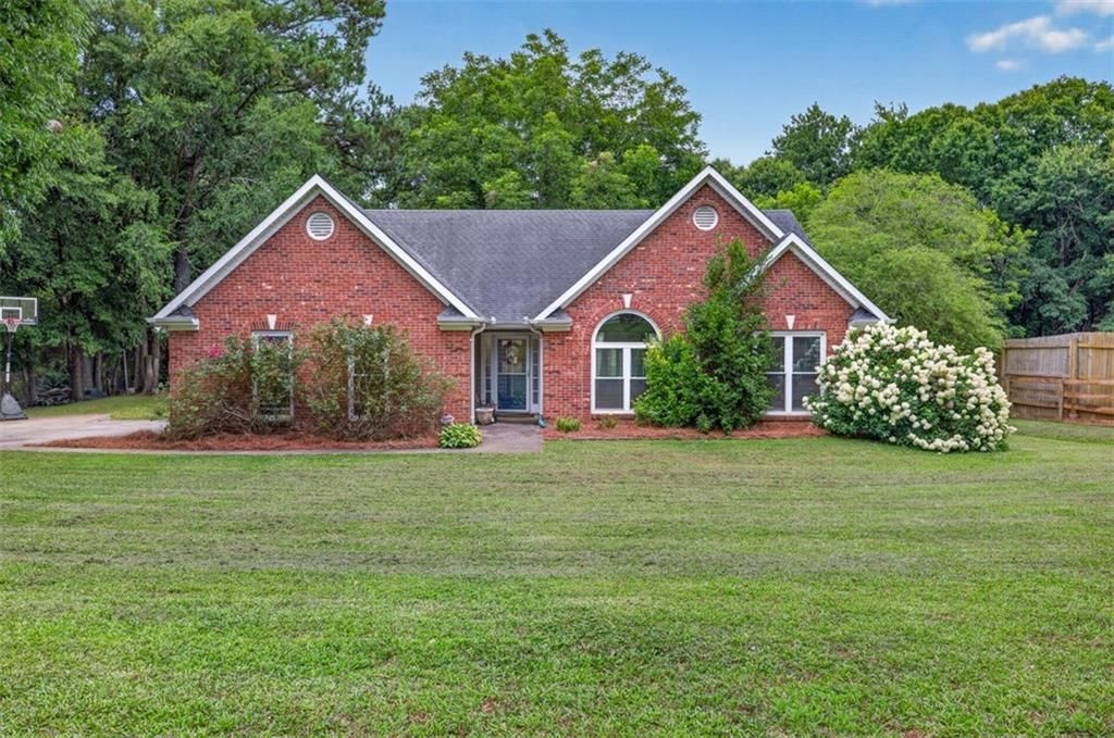 841 Highway 82, Winder, GA 30680