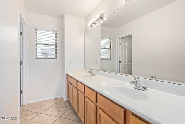 2521 W DESERT SPRING Way, Queen Creek, AZ 85144