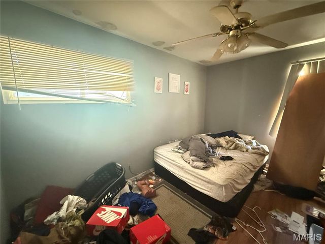 5501 Winchelsea Drive, St Louis, MO 63121