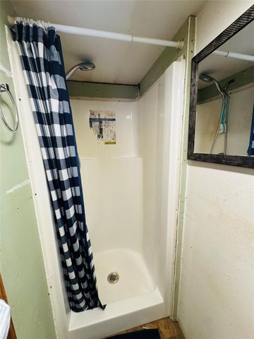 2071 Camp Seale Road, Livingston, TX 77351