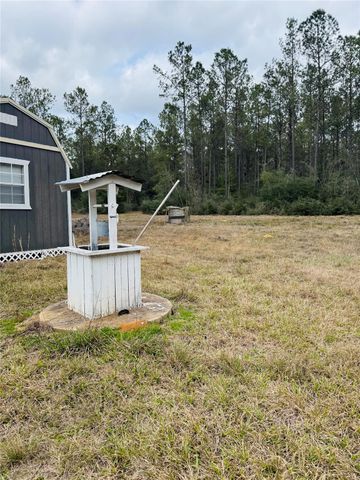 2071 Camp Seale Road, Livingston, TX 77351